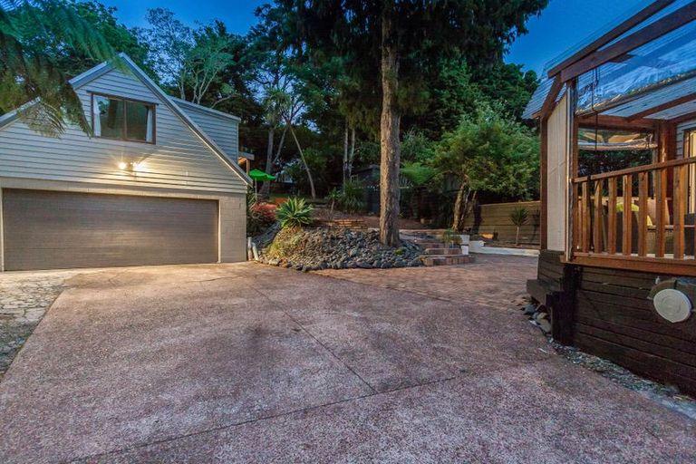 Photo of property in 6 Karen Road, Laingholm, Auckland, 0604