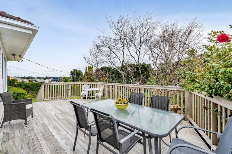 Photo of property in 12 Solway Terrace, Bell Block, New Plymouth, 4312