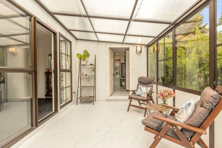 Photo of property in 261 Te Moana Road, Waikanae, 5036