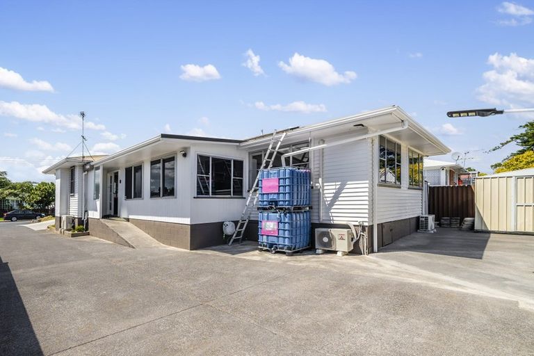 Photo of property in 19 Jordan Road, Mangere, Auckland, 2022
