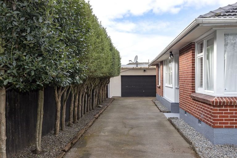 Photo of property in 172 Withells Road, Avonhead, Christchurch, 8042