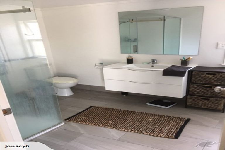 Photo of property in 46 Ivanhoe Road, Grey Lynn, Auckland, 1021