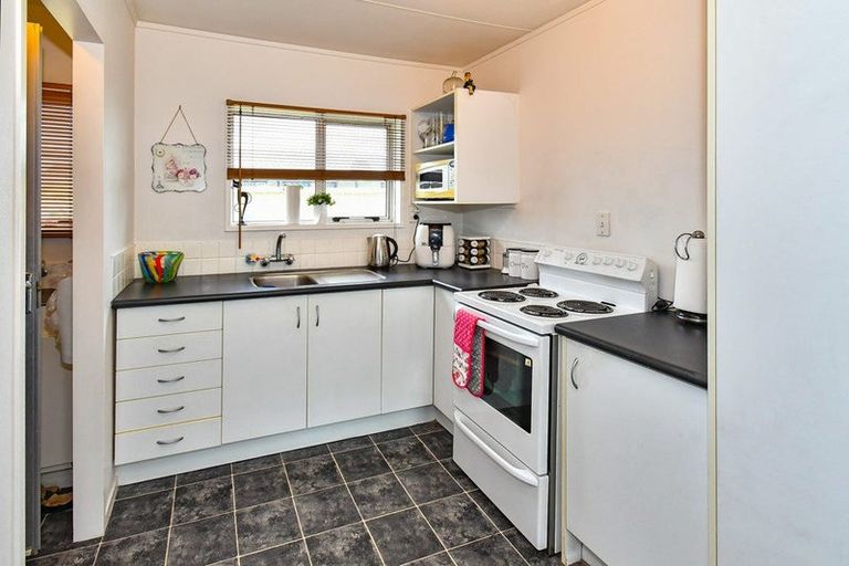 Photo of property in 3/50 Kenderdine Road, Papatoetoe, Auckland, 2025