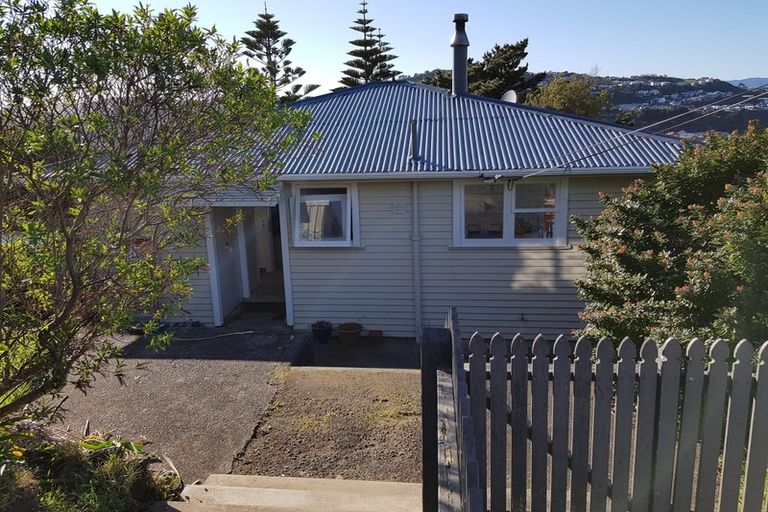 Photo of property in 37 Prospect Terrace, Johnsonville, Wellington, 6037