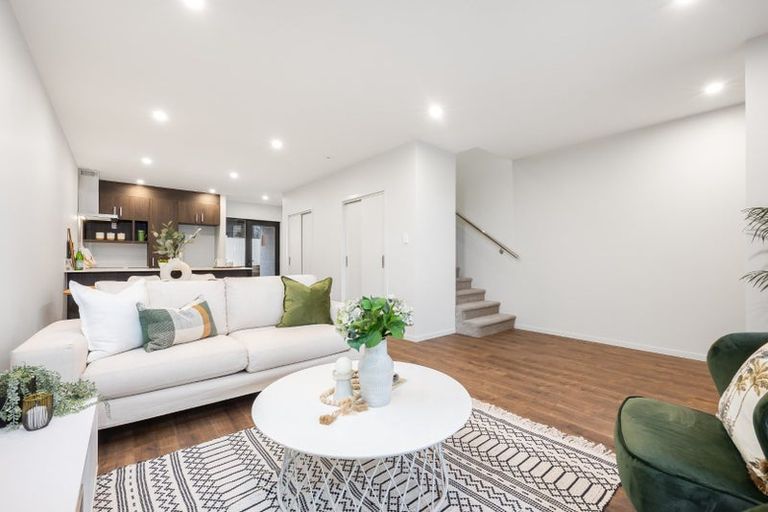 Photo of property in 120 Te Oneroa Way, Long Bay, Auckland, 0630