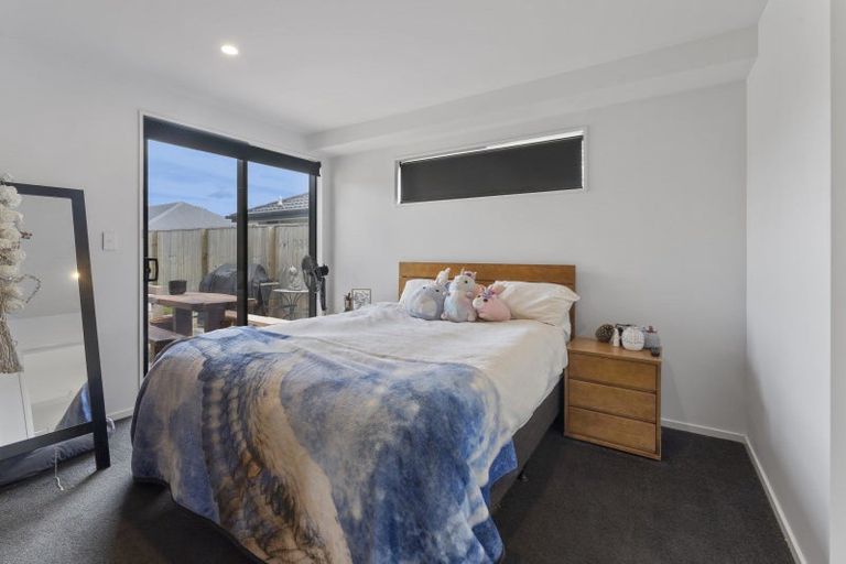 Photo of property in 10 Tara Crescent, Woodend, 7610