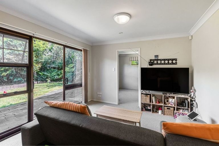 Photo of property in 110 Porritt Avenue, Chatswood, Auckland, 0626