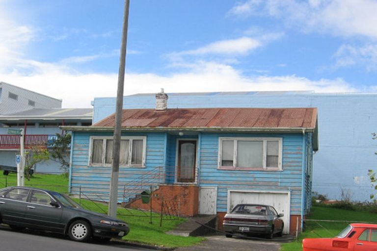 Photo of property in 6 Captain Scott Road, Glen Eden, Auckland, 0602