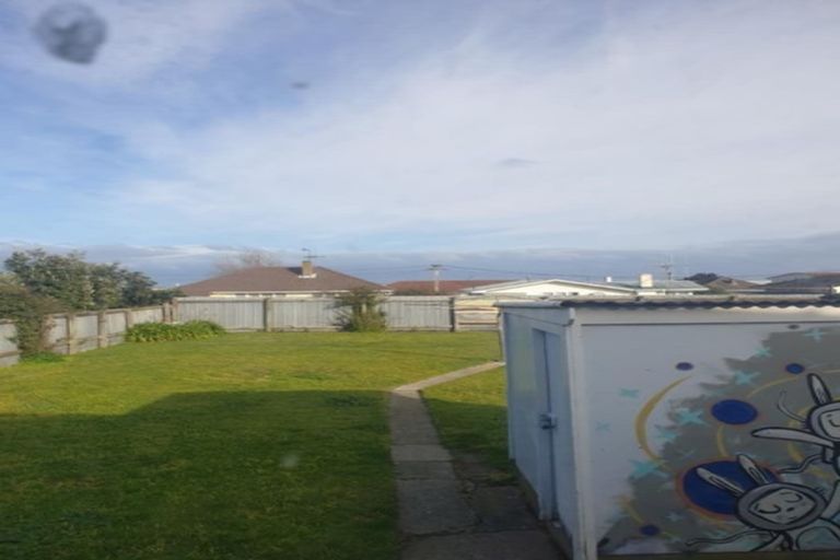 Photo of property in 143 Puriri Street, Castlecliff, Whanganui, 4501