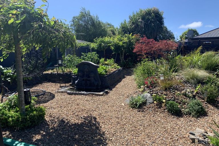 Photo of property in 6 Doncaster Street, Sockburn, Christchurch, 8042