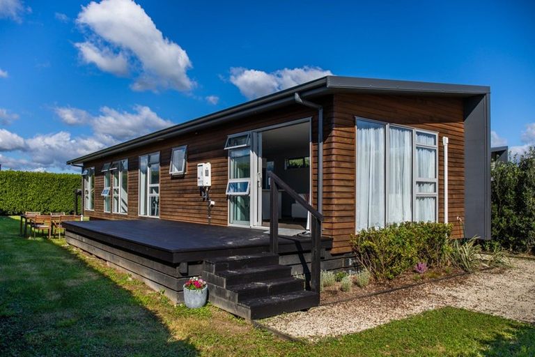 Photo of property in 15 Tuscan Lane, Martinborough, 5711