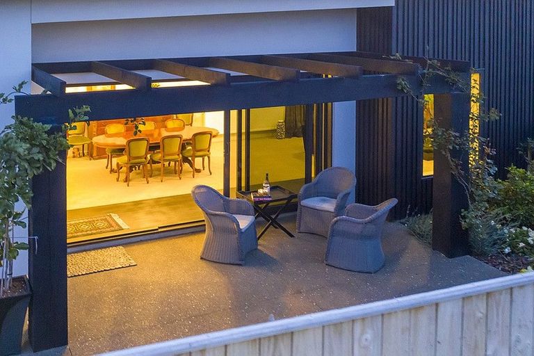 Photo of property in 14 Takahe Drive, Paraparaumu Beach, Paraparaumu, 5032