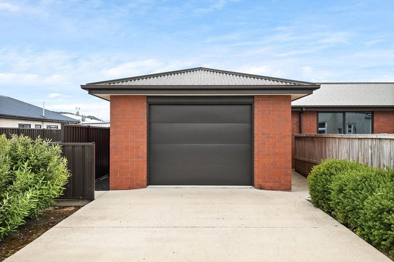 Photo of property in 38 Fingall Street, South Dunedin, Dunedin, 9012