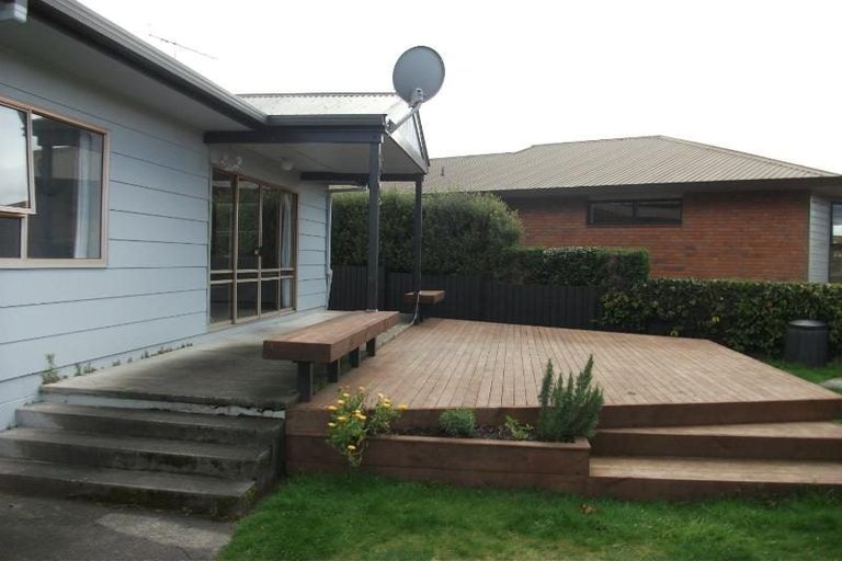 Photo of property in 1/6 Shera Street, Acacia Bay, Taupo, 3330