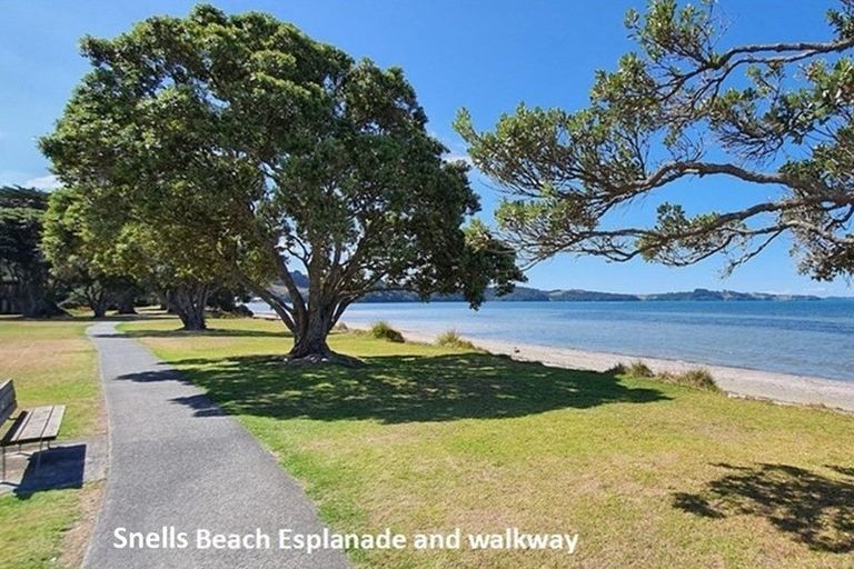 Photo of property in 20 Merehai Place, Snells Beach, 0920