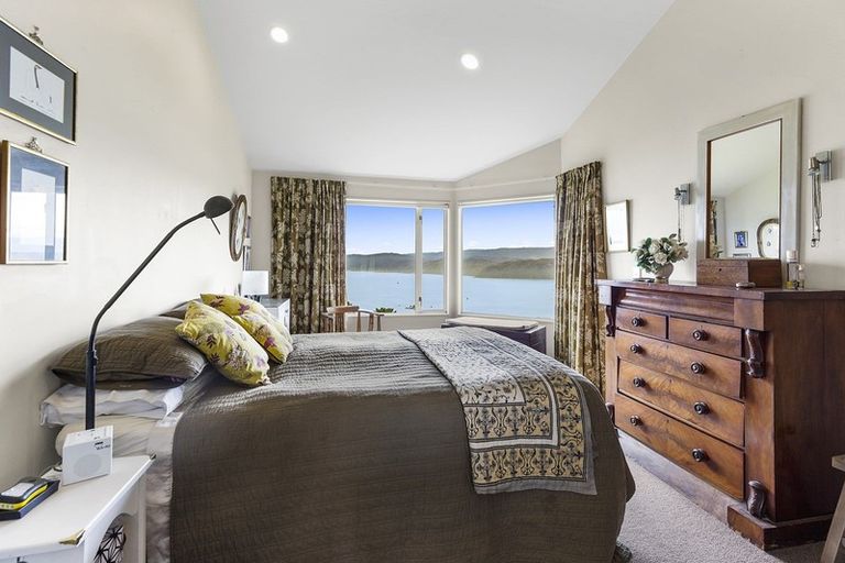 Photo of property in 13 Signallers Grove, Strathmore Park, Wellington, 6022