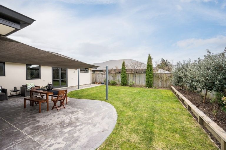 Photo of property in 2 Melfield Place, Richmond, 7020