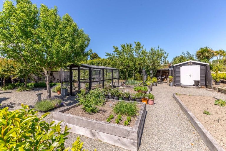 Photo of property in 95d Kuratawhiti Street, Greytown, 5794