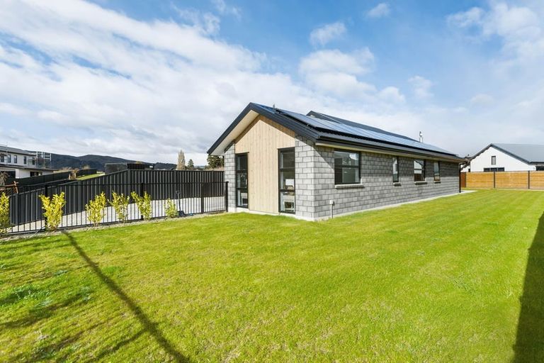 Photo of property in 49 Wallis Drive, Cromwell, 9310