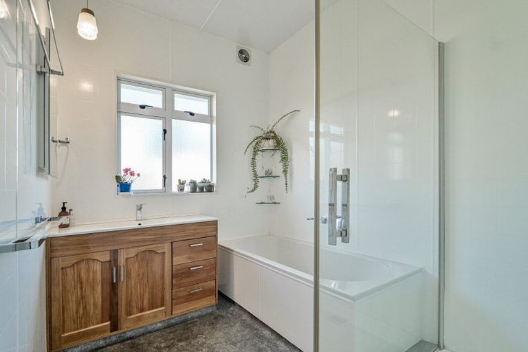 Photo of property in 112 Lyndhurst Road, Frimley, Hastings, 4120