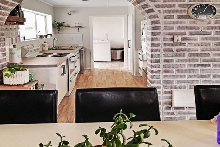 Photo of property in 8a Studholme Street, Morrinsville, 3300