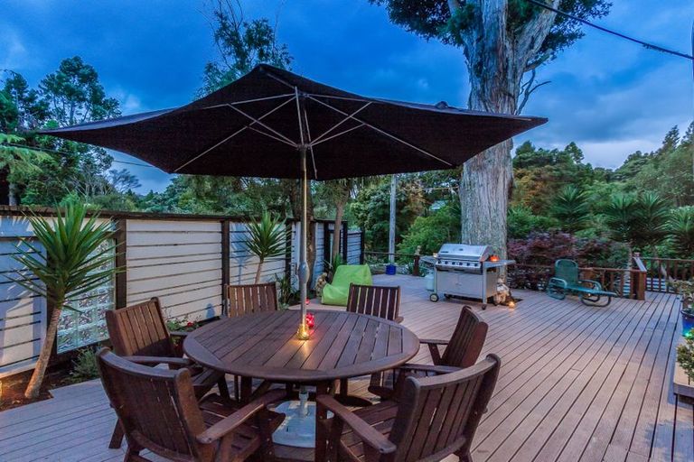 Photo of property in 6 Karen Road, Laingholm, Auckland, 0604