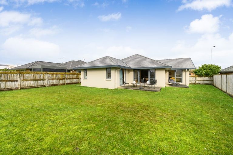 Photo of property in 161 Pacific Drive, Fitzherbert, Palmerston North, 4410