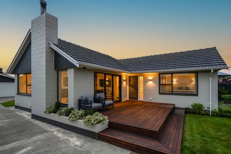 Photo of property in 88 Cotswold Avenue, Bishopdale, Christchurch, 8053