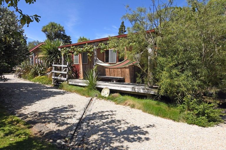 Photo of property in 15 Tukurua Road, Parapara, Takaka, 7182