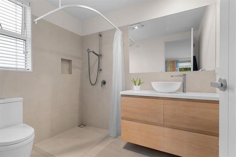 Photo of property in 10 Piper Lane, Snells Beach, 0920