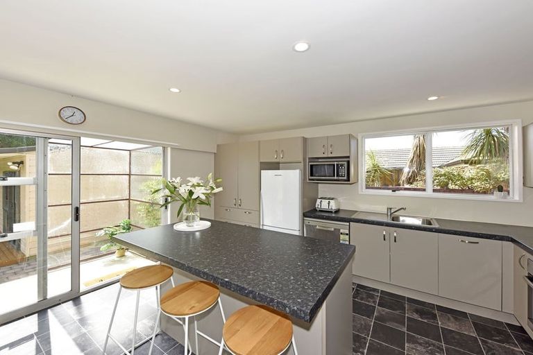 Photo of property in 8b Wyatt Place, Russley, Christchurch, 8042