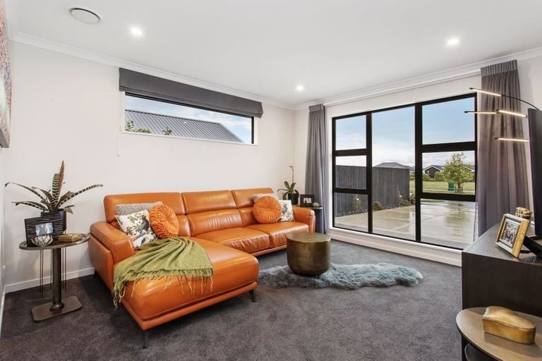 Photo of property in 10 Mckerrow Street, Marshland, Christchurch, 8083