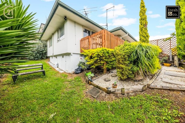 Photo of property in 22a Lizzie Lane, Clover Park, Auckland, 2019
