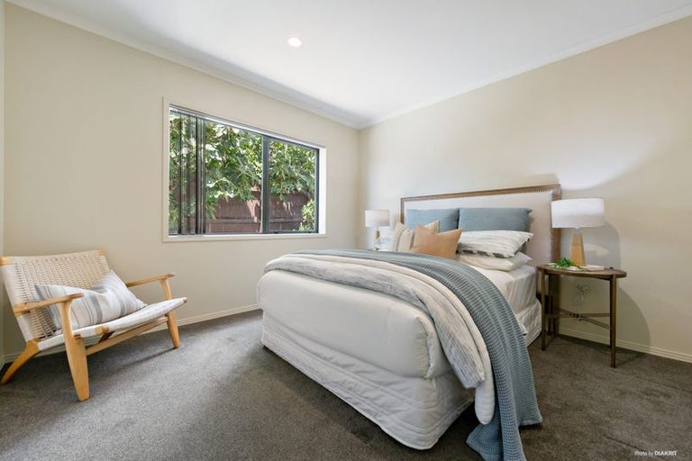 Photo of property in 12 Sheddings Lane, East Tamaki, Auckland, 2016