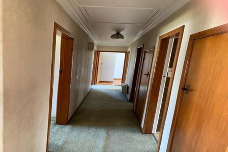 Photo of property in 3 Sunnyside Crescent, Papatoetoe, Auckland, 2025