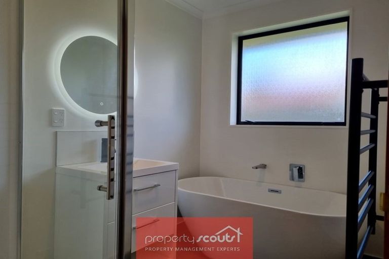 Photo of property in 21 Silvan Place, Bell Block, New Plymouth, 4312