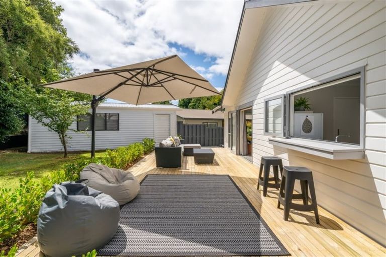 Photo of property in 76 Field Street, Silverstream, Upper Hutt, 5019