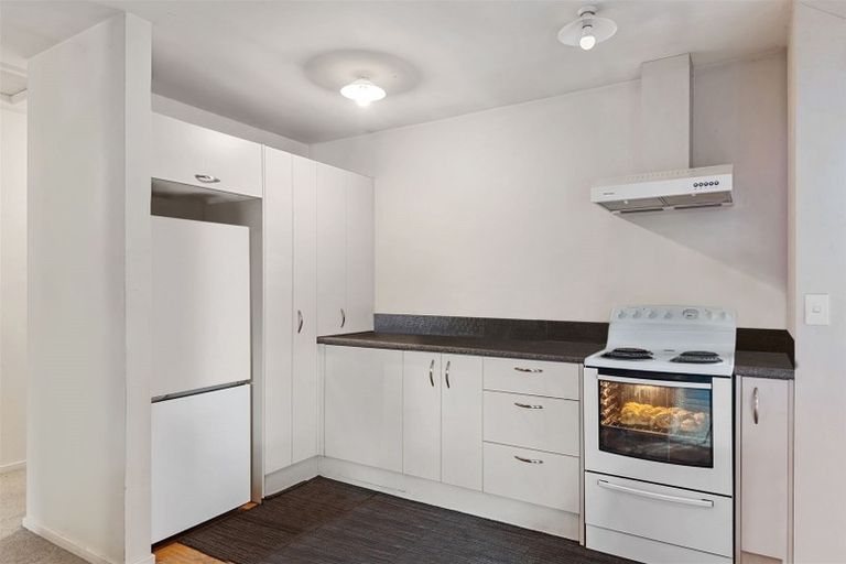 Photo of property in 74h Olliviers Road, Phillipstown, Christchurch, 8011