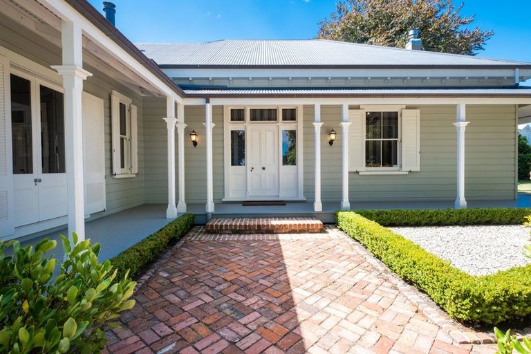 Photo of property in 1 France Road, Bluff Hill, Napier, 4110