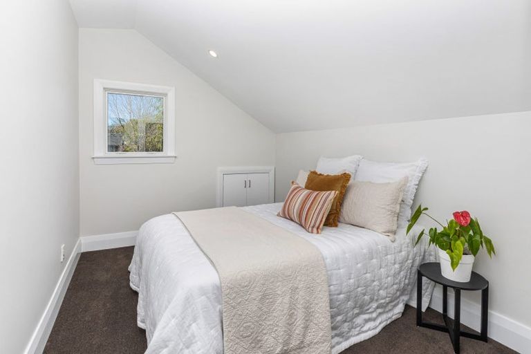 Photo of property in 3 Strowan Road, Strowan, Christchurch, 8052