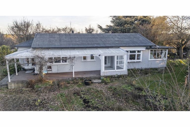 Photo of property in 2 Commercial Road, Oxford, 7430