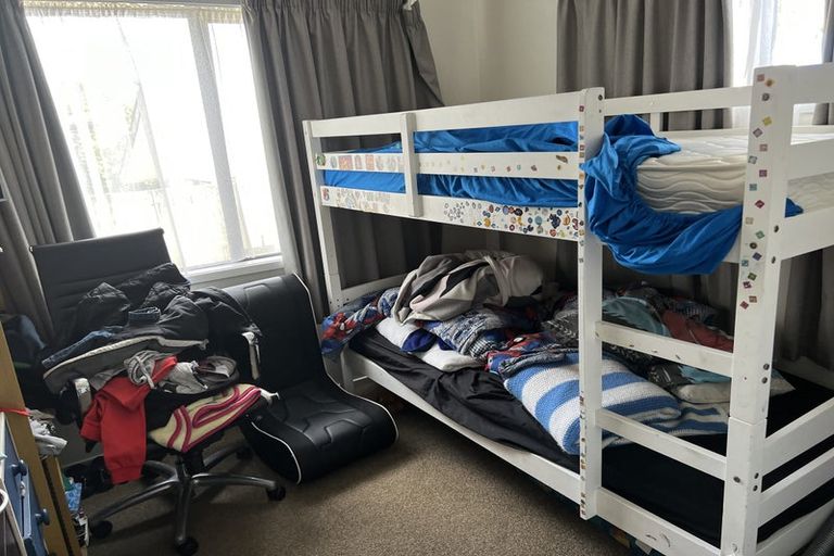 Photo of property in 23 Hindmarsh Street, Henderson, Auckland, 0612