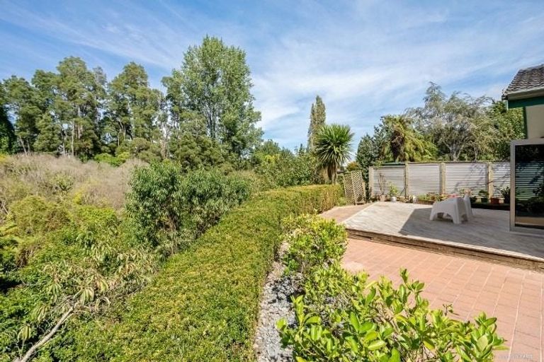 Photo of property in 6 Mclaren Place, Chedworth, Hamilton, 3210