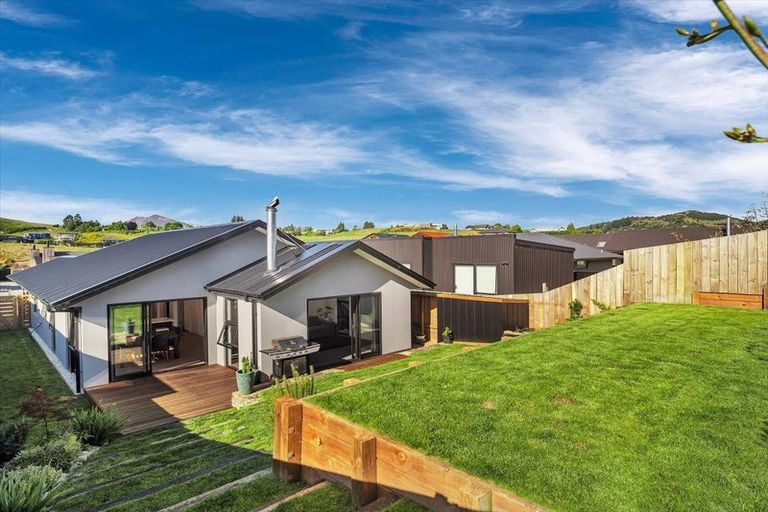 Photo of property in 215 Aubrey Road, Wanaka, 9305