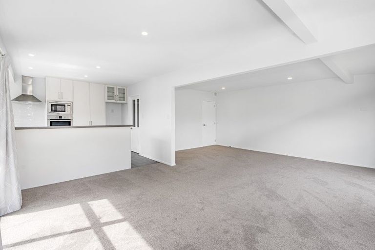 Photo of property in 1/75 Merrin Street, Avonhead, Christchurch, 8042