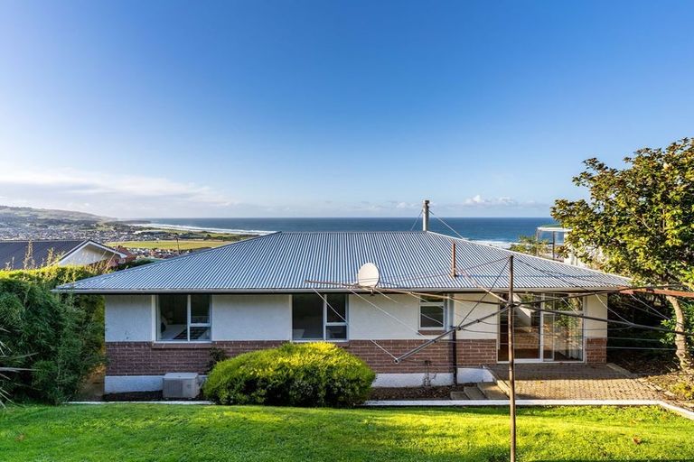 Photo of property in 14 Seaview Terrace, Kew, Dunedin, 9012