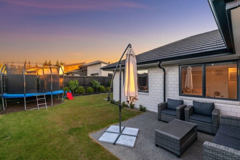 Photo of property in 6 Te Whariki Street, Marshland, Christchurch, 8083