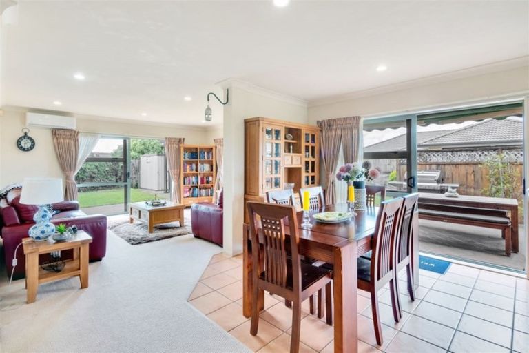 Photo of property in 11 Checkerberry Court, Henderson, Auckland, 0612