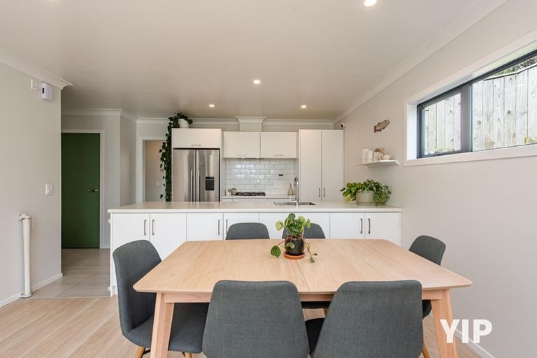 Photo of property in 41 Brindle Way, Newlands, Wellington, 6037