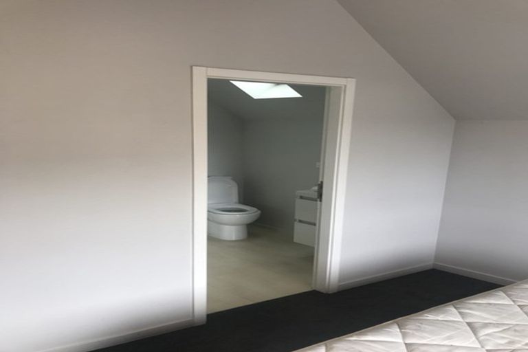 Photo of property in 834 Great King Street, North Dunedin, Dunedin, 9016